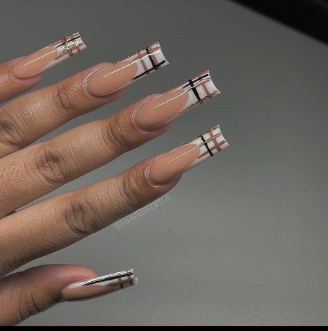 Classy Acrylic Nails Square, Nails Ideas With Rhinestones, Nude Nails With Rhinestones, Coffin Nails Inspiration, Baddie Nail Art, Brown Acrylic Nails, Brown Acrylic, Drip Nails, Baddie Nails