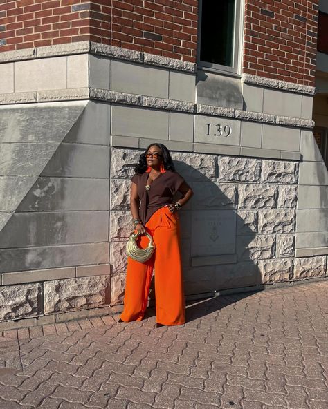 This outfit deserves its own moment because orange and brown never looked better! What if I told you my top is actually pants from @fashionnova styled as a top. The tutorial is posted so check it out. 👖 @misspap Outfit linked in bio! Tell me your favorite slide #nyfw #nyfw2024 #fashionmonth #fashionweek #misspapped #fallfashion #whattowear #ootd #newyorkfashionweek2024 #nyfwstreetstyle #midsizefashionblogger #midsizefashion #blackfashionblogger #ootdinspiration #brunchoutfit #orangeandb... Brown And Orange Outfit, Burnt Orange Pants Outfit, Orange Pants Outfit, Worship Outfits, Mid Size Fashion, Orange Pants, Orange Outfit, Nyfw Street Style, Brown And Orange