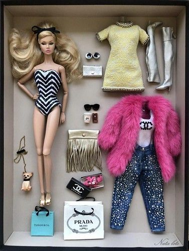 Barbie Organization, Accessoires Barbie, Barbie Doll Set, Barbie Sets, Barbie Dolls Diy, Barbie Fashionista Dolls, Barbie Doll Accessories, Doll Clothes Barbie, Barbie Toys