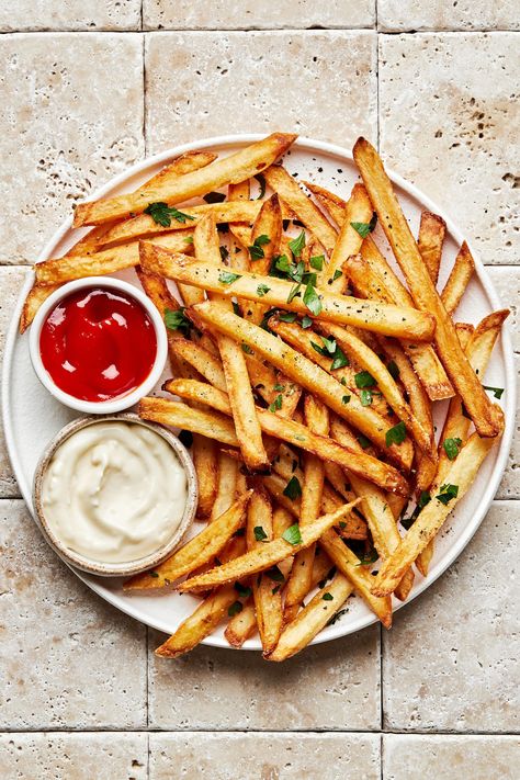 Homemade French Fries French Fry Photography, Italian French Fries, Fries From Potatoes, French Fries Photography, Fries Food Photography, French Fries Aesthetic, French Frie Seasoning, Fries Photography, French Frys