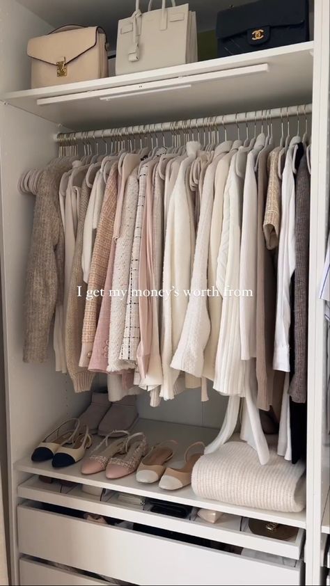 Wardrobe Organisation, Wardrobe Sets, Bedroom Items, Small Closet Organization, Minimalist Room, Diy Closet, Room Closet, Room Makeover Inspiration, Girls Wardrobe