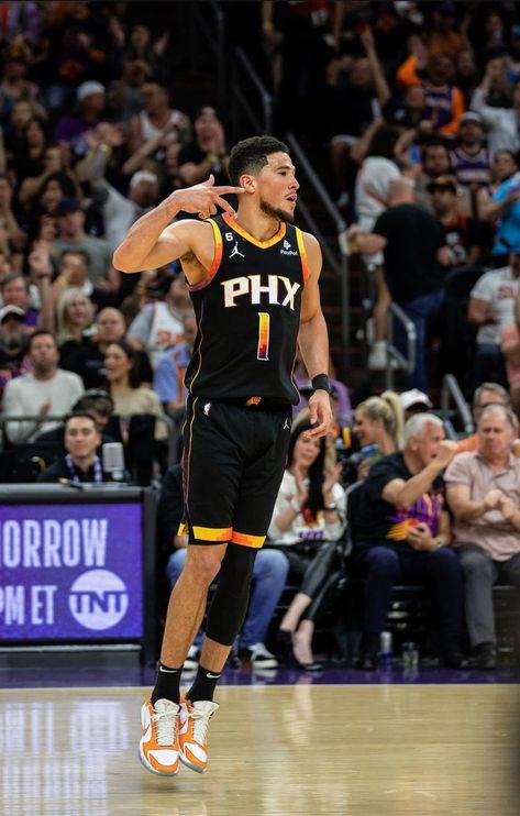 Devin Booker Phoenix Suns, Devin Booker Wallpaper Iphone, Devin Booker Wallpaper, Tuff Pics, Booker Nba, Basketball Vibes, Stephen Curry Wallpaper, Car White, I Love Basketball