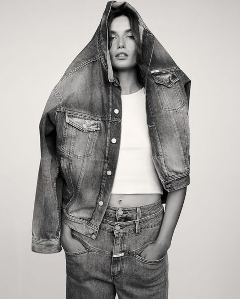 Closed Denim Spring 2022 Campaign Andreea Diaconu Paloma Elsesser Denim Fashion Photography, Denim Photography, Denim Campaign, Denim Photoshoot, Dream Woman, Denim Editorial, Jeans Models, Campaign Fashion, Denim Projects