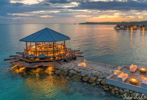 Sandals All Inclusive Resorts, Beach Resort Design, Sandals South Coast, Best Wedding Websites, Sandals Montego Bay, Seaside Shops, Resort Plan, Lake Ozark, Couples Resorts