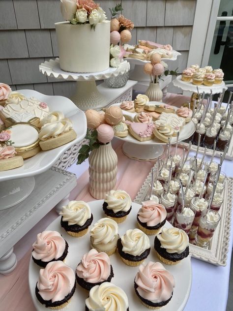 Goodie Table Ideas, White And Pink Dessert Table, 18th Birthday Party Ideas Pink And Gold, 50th Birthday Party Dessert Table Ideas, Pink Quince Dessert Table, Sweets Bridal Shower Theme, Princess Theme Treats, Baby Shower Dinner Food, Sweet 16 Desserts