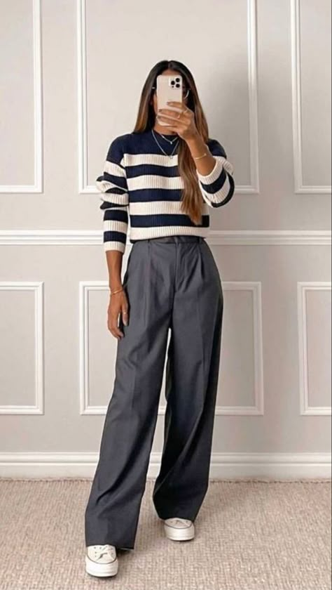 Wide Leg Trousers Outfit, Outfits For Summer, Corporate Attire, Pakaian Feminin, Home Wear Women, Populaire Outfits, Mode Casual, Smart Casual Outfit, Looks Street Style