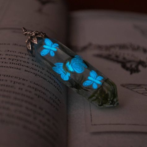 In The Dark, Glow In The Dark, Books Wattpad, Wattpad, Glass, Books, Flowers, Blue