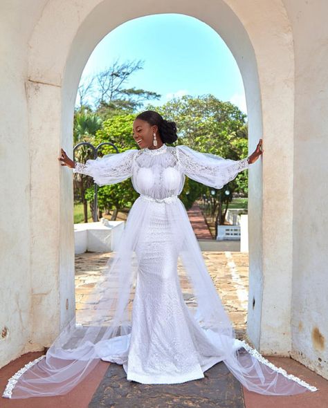 Berla Mundi, Serwaa Amihere & More Star In (Nam1's Sister) Sima Brew's Must See Bridal Collection, Desire! | FashionGHANA.com: 100% African Fashion Nigerian Wedding Aso Ebi, Berla Mundi, Serwaa Amihere, Latest Wedding Gowns, Wedding Color Combinations, Gown Pictures, Wedding Dress Jewelry, Lace Gown Styles, Lace Dress Styles