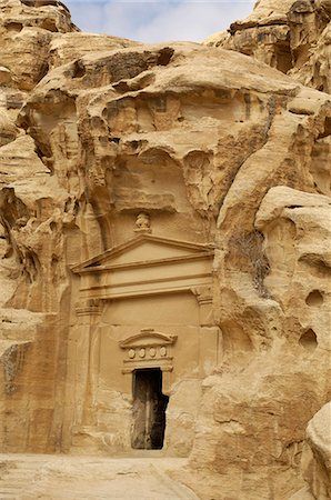 Desert Ruin Stock Photos - Page 3 : Masterfile Desert Temple Aesthetic, Desert Architecture Ancient, Fantasy Desert Ruins, Desertpunk Aesthetic, Apocalypse Desert, Desert Settlement, Desert Dystopia, Desert Tower, Egyptian Ruins