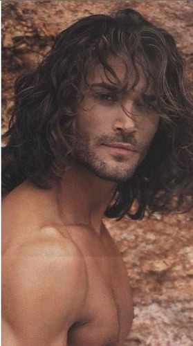 Theo Theodoridis Mens Messy Hairstyles, Man With Long Hair, Greek Men, Ryan Guzman, Karl Urban, Travis Fimmel, Joe Manganiello, Man Bun, Alexander Skarsgard