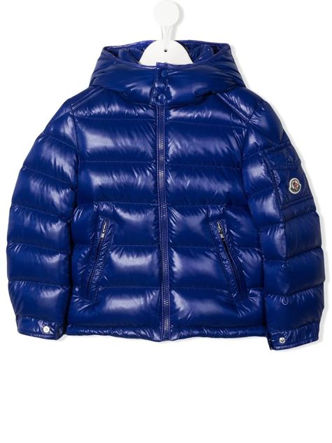 Discover great products at the best prices at Dealmoon. padded logo-patch jacket. Luxury Sportswear, Streetwear Essentials, Puff Jacket, Moncler Jacket, Active Outfits, Blue Feather, Kenzo Kids, Patches Jacket, Azul Royal