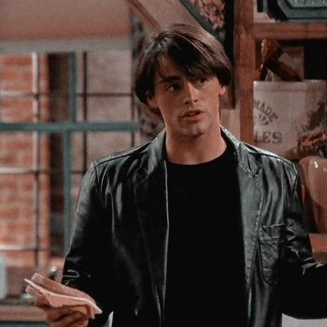 Joey Tribbiani Season 1, Joey Tribbiani Outfits, Friends Outfits, Friends Best Moments, Friends Reunion, Matt Leblanc, Ross Geller, Friends Cast, Friends Tv Series