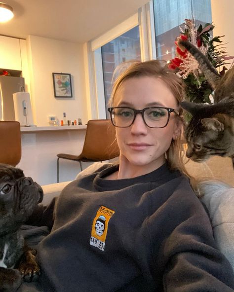 Kat Timpf on Instagram: “Should I start a blog about being the mom of 2 boys” Kat Timpf, Mom Of 2 Boys, Olivia Buckland, Maria Bartiromo, Greg Gutfeld, Mind Blowing Images, Mom Of 2, Megyn Kelly, Body Picture