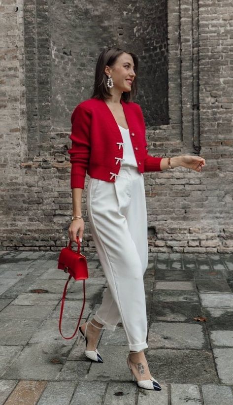 Female Office Outfits, Female Office, Foto Poses, Ținută Casual, Elegantes Outfit, Casual Chic Outfit, Style Mistakes, Professional Outfits, Classy Women