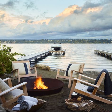 12 Inspiring Outdoor Fire Pits for Breezy and Cozy Evenings | The Study #outdoorfirepit Plan Chalet, Lakeside Living, Wooden Cottage, Lake Living, Lake Cottage, Lake Cabins, Backyard Fire, River House, Fire Pit Backyard