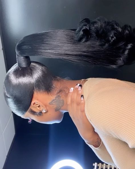 December Books, Valentines Hairstyles, Barbie Ponytail, Weave Ponytail Hairstyles, Sleek Ponytail Hairstyles, Black Ponytail Hairstyles, Quick Weave Hairstyles, Side Ponytail, Natural Curls Hairstyles