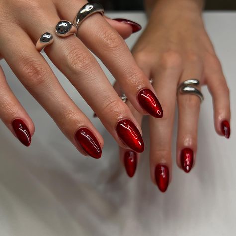 fine like wine🍷♥️ • • • • #nailsxkay #nailsnailsnails #apresnails #gelx #gelxnails #prettynails #trendynails #naildesign #nailart #nailextentions #bombnails #cutenails #baddienails #nailinspo #pinterestnails #trendynails #explore #explorepage #scvnails #calinails #LAnails #summernails #nailsofinstagram #LAnailtech #rednails #cateyenails #cateye Cateye Nailart Red, Red Tiger Eye Nails, Maroon Cat Eye Nails, Calico Nails, Red Cateye Nails, Red Cat Eye Nails, Cateye Nailart, Cateyes Nails, Red Cat Eye