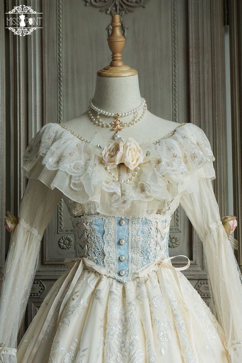 Vintage corset outfit