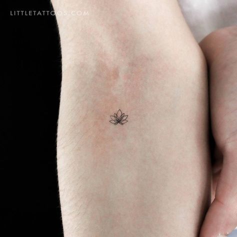 Minimalistic lotus flower temporary tattoo located on Small Lotus Flower Tattoo Wrist Simple, Minimal Lotus Tattoo, Lotus Flower Tattoo Wrist, Tiny Lotus Tattoo, Simple Lotus Flower Tattoo, Tattoos Fine Line, Small Lotus Flower Tattoo, Flowers Lotus, Tiny Wrist Tattoos