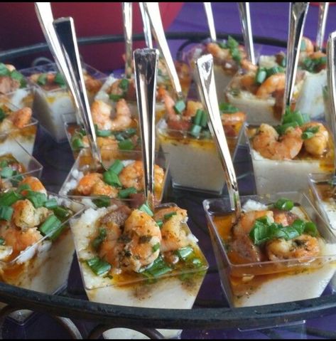 anniversary shrimp n grits Mini Shrimp And Grits Appetizer, Shrimp And Grits Bar Wedding, Shrimp And Grits Presentation, Seafood Bridal Shower Ideas, Shrimp And Grits Bar, Salad Shrimp Appetizer, Mini Shrimp And Grits, Buffet Themes, Slow Cooker Grits