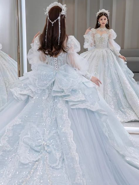 White Ball Gowns With Sleeves, Pretty Poofy Dresses, Beautiful Princess Gowns, Big Poofy Dresses Princesses, Fantasy Princess Wedding Dress, Modest Fairytale Dress, Big Bow Dress Gowns, Snow Princess Dress, Real Life Princess Dresses