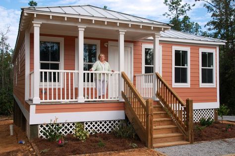 How to Shave Dollars Off Your Home Construction Budget: Go Modular Katrina Cottage, Rustic Outdoor Spaces, Key West Cottage, Small House Blueprints, Cottage Plans, Shotgun House, Temporary Housing, Small Cottages, House Layout