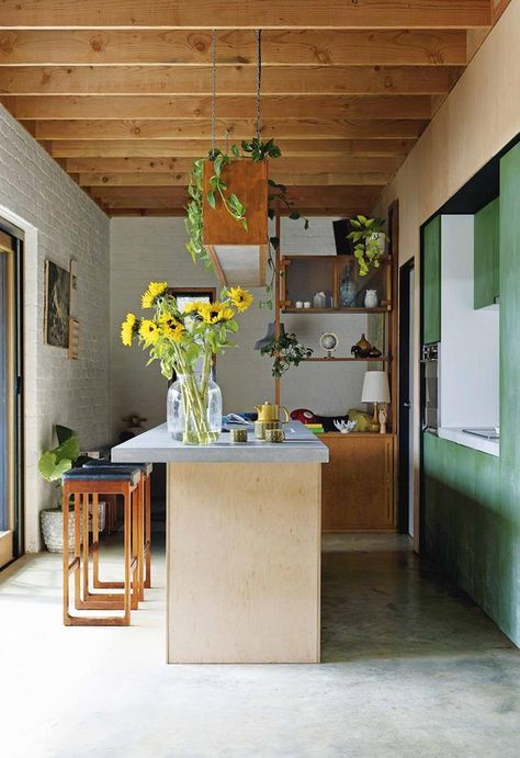 This small eco-friendly house in Perth is full of clever ideas | Inside Out Exposed Beams Ceiling, Painted Brick Walls, Timber Ceiling, Industrial Style Kitchen, Studio Kitchen, Classic Kitchen, Exposed Beams, Eco House, Australian Homes