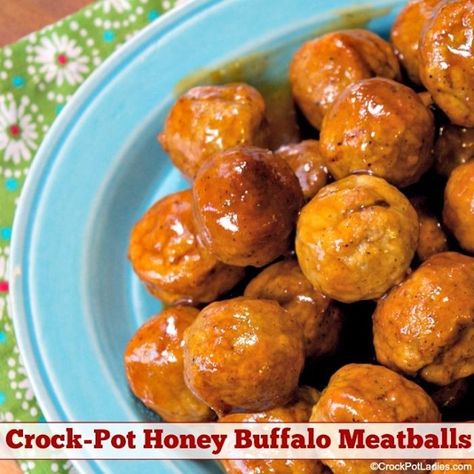 Crock-Pot Ladies on Instagram: “Sweet and spicy, these Crock-Pot Honey Buffalo Meatballs are super tasty and a huge hit at your next party! [10 Weight Watchers…” Honey Buffalo Meatballs, Buffalo Meatballs, Spicy Meatballs, Best Recipe, Party Guests, Sweet And Spicy, Pretzel Bites, Low Fat, Low Calorie