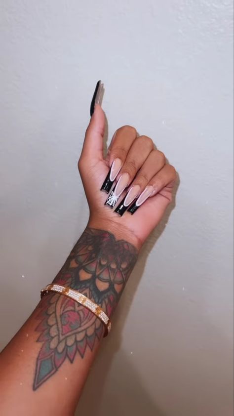 Feather Tattoo Black, Lower Arm Tattoos, Sketchy Tattoo, Cuff Tattoo, Nail Art Stencils, Art Stencils, Black Girls With Tattoos, Up Tattoo, Abstract Woman