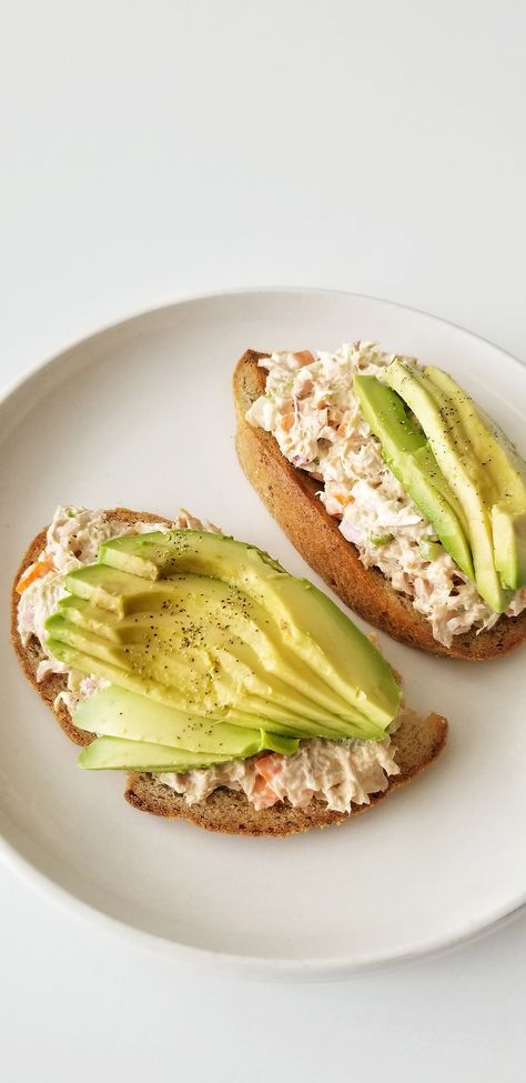 Open-Faced Tuna Sandwich Open Faced Tuna Sandwich, Easy Open Faced Sandwich, Open Face Tuna Sandwich, Healthy Open Sandwich, Sourdough Open Sandwich Ideas, Cold Open Faced Sandwich, Cold Breakfast Sandwich, Open Sandwich Recipes, Open Face Sandwiches Recipes