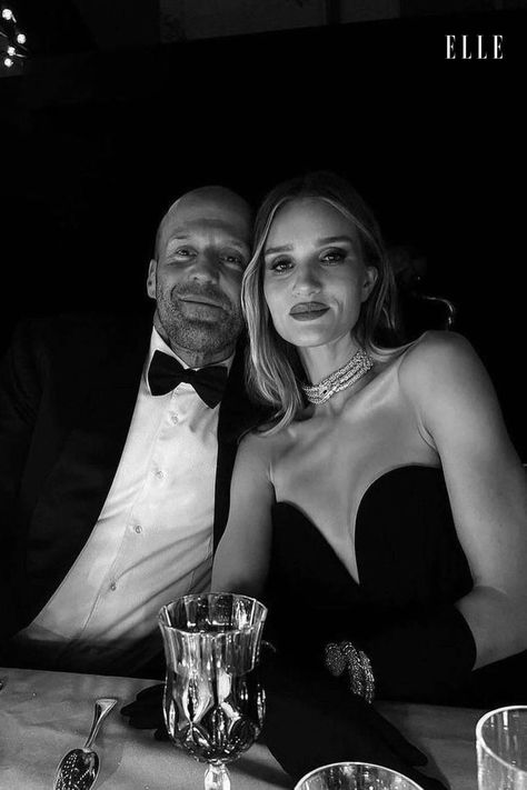 Age-gap relationships are as widespread as ever. From decades ago to today, these relationships have remained common both locally and worldwide. Celebrity couples known for their #AgeDifferences, such as #JasonStatham and #RosieHuntingtonWhiteley with a 20-year gap, highlight the prevalence and acceptance of such unions. #ELLEEgypt #ELLE #AgeGap Jason Statham Rosie Huntington, Rosie And Jason, Jason Statham And Rosie, Rich Couple, Classy Lifestyle, Rosie Huntington, Couples Vibe, My Kind Of Love, Jason Statham