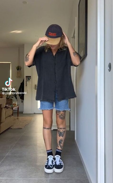 Masc Summer Outfits, Style Androgyne, Traditional Tattoo Designs, Masc Outfits, Versatile Clothing, Summer Outfits 2024, Queer Fashion, Tomboy Style Outfits, American Traditional Tattoo