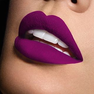 Saturday night calls for a bold lip whether you're out with your tribe or on a valentine's date! This hot magenta shade is Liquid Velvet matte liquid lipstick in 'Chatterbox'. Shop this shade online at ciatelondon.com and @sephora from tomorrow! Purple Liquid Lipstick, Balzam Na Pery, Drag Make-up, Purple Lipstick, Sephora Beauty, Best Lipsticks, Bold Lips, Beautiful Lips, Lip Art