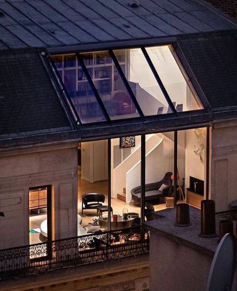 Loft Apartment Paris, Paris Loft Apartment, Big Loft Apartments, Big Window Apartment, Penthouse Exterior, Rich Apartment, Loft Aesthetic, Paris Loft, Loft Apartment Decorating