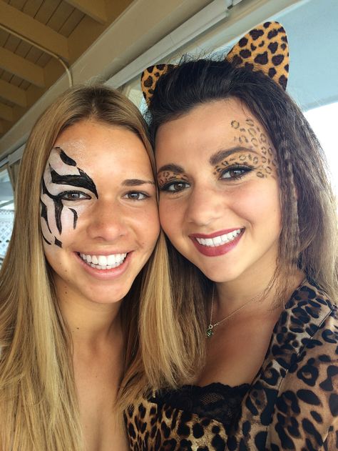 Cheetah and zebra Halloween costume makeup Bobcat Face Paint, Zebra Costume Makeup, Zebra Halloween Makeup, Zebra Makeup Halloween, Zebra Costume Women, Zebra Makeup Look, Zebra Costume Diy, Zebra Eye Makeup, Jaguar Costume