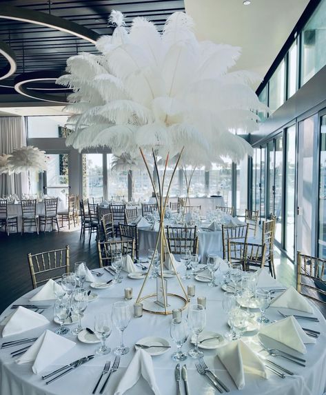 Dreamy evenings adorned with cascading white ostrich feather centerpieces ✨ Creating memories one elegant detail at a time • • • #laeventplanner #weddingdecor #weddinginspiration #weddinglosangeles #tablestyling #tablescape #tablecenterpiece #ostrichfeathers #ostrichfeathercenterpieces #feathercenterpiece #specialeventrentals #rentfeathers Black Feather Centerpieces, Feather Centrepiece, Feather Centerpiece Wedding, Black And White Centerpieces, Feather Wedding Decorations, Ostrich Feather Centerpieces, Feather Centerpieces, Wedding Theme Inspiration, Theme Inspiration