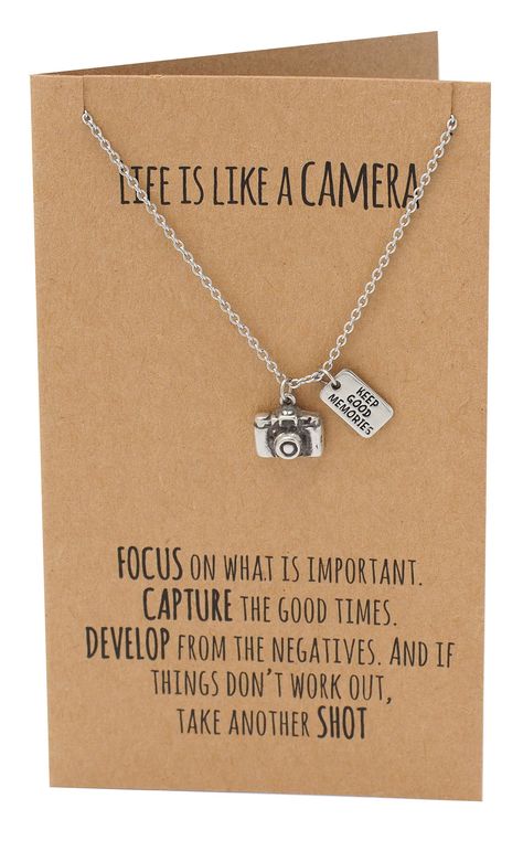 Camera Pendant, Inspirational Quotes Cards, Camera Necklace, Friends Selfie, Dslr Photography Tips, Miniature Photography, Cute Camera, Fina Ord, Women Photography