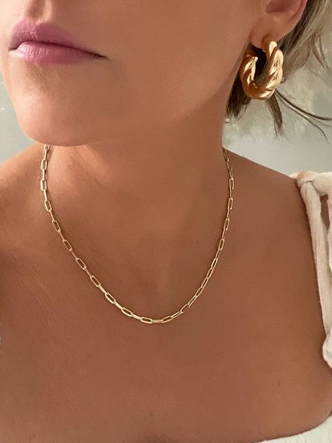 Necklace Model, Paperclip Chain Necklace, Chain Necklace Gold, Gold Bar Necklace, Jewelry Case, Polish Jewelry, Gold Filled Jewelry, Gold Filled Chain, Link Necklace