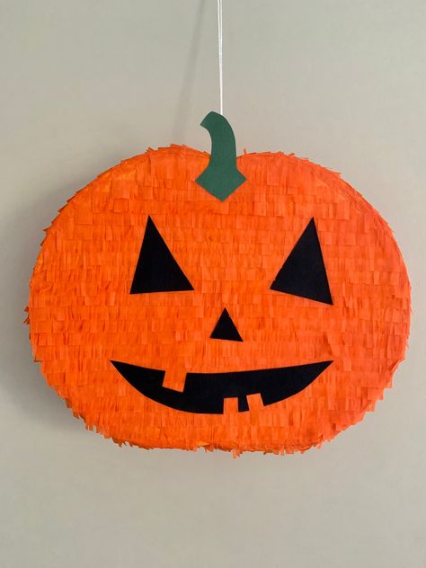 Halloween Piñatas Ideas, Halloween Pinata Ideas, Pumpkin Pinata, Pinata Halloween, Piñata Halloween, Halloween Piñatas, Halloween Invitaciones, Halloween Pinata, Hallowen Party