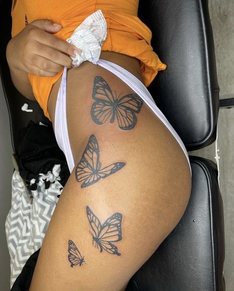 Butterfly Thigh Tattoo, Butterfly Tattoos Images, Cute Thigh Tattoos, Hip Thigh Tattoos, Cute Hand Tattoos, Pretty Hand Tattoos, Butterfly Tattoos For Women, Neck Tattoos Women, Clever Tattoos