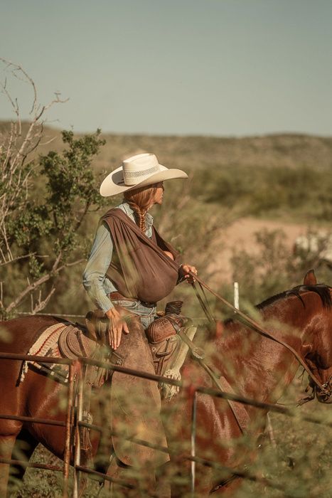 Ben Christensen, Cowboy Photography, Western Photography, Cowboy Aesthetic, Looks Country, Rodeo Life, Western Life, Cowgirl Aesthetic, Western Aesthetic