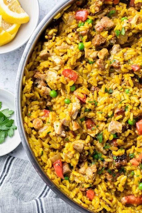 Chicken and Chorizo Risotto - Simply Whisked Chicken And Chorizo Risotto, Dairy Free Risotto, Traditional Paella, Chorizo Risotto, Simply Whisked, Risotto Recipes Easy, Healthy Ramen, White Wine Chicken, Chicken And Chorizo