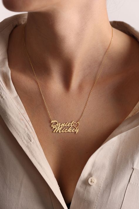 2 Names Necklace Gold, Couple Name Chain Gold Design, Two Name Necklace, Personalized Name Necklace, Name Jewelry Personalized, Custom Necklace Names, Name Mangalsutra Designs Gold, Name Chain Gold Design, Personalized Necklace Names