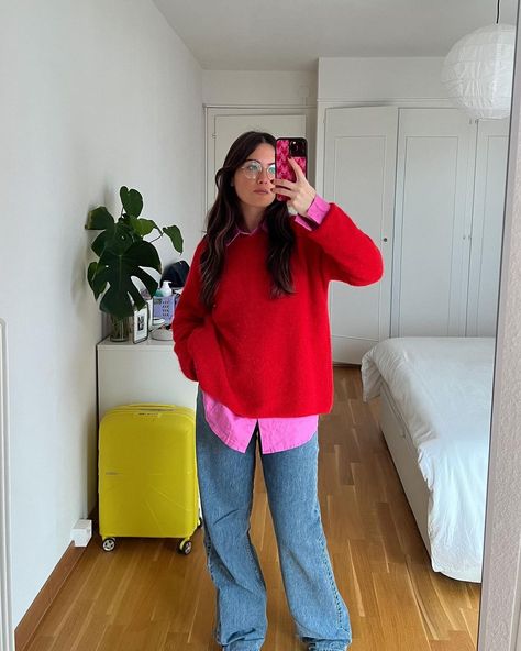 Fall Winter Outfits Colorful, Fashion Outfits Colourful, Winter Outfits Aesthetic Colorful, Cute Colorful Fall Outfits, Fall Outfits Colourful, Casual Colourful Outfits, Winter Colour Outfits, Colourful Academia Outfit, Colourful Street Style