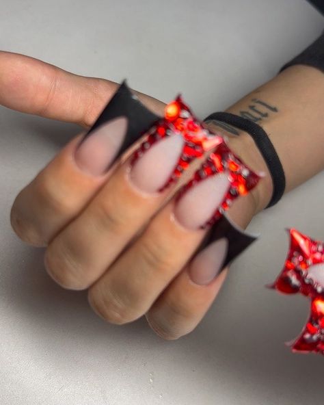 Red Duck Nails, Chess Not Checkers, Flare Nails, Cute Short Nails, Duck Nails, Exotic Nails, Red Rhinestone, Black Cocktail Dress, Black Nails