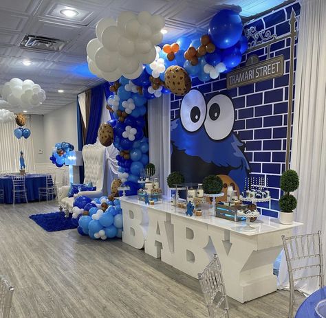 Babyshower For Boy Theme, Babyboy Baby Shower Theme Ideas, Cookie Monster Maternity Pictures, Baby Showers For Boys Theme, Baby Shower Ideas Themes Boy, Cookie Monster Gender Reveal, Boy Babyshower Themes, Royal Blue Baby Shower Ideas, Blue Theme Baby Shower Ideas