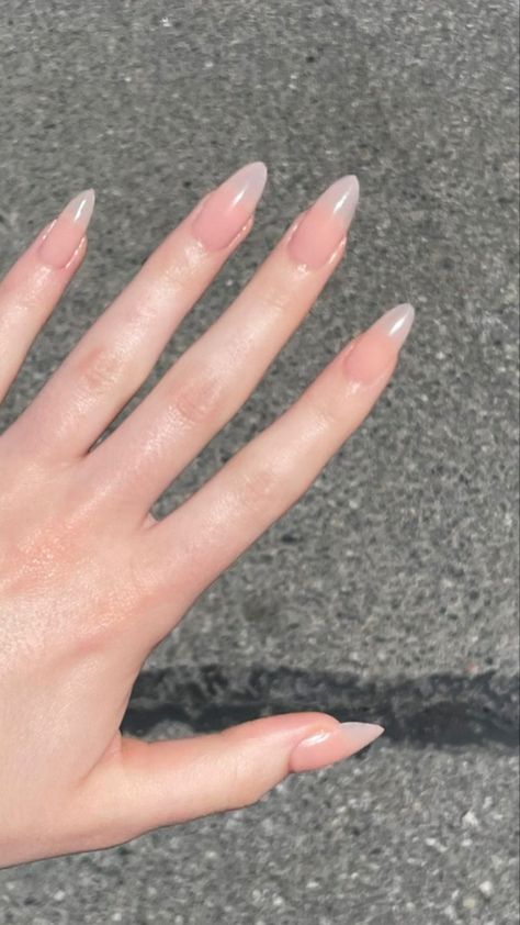 Real Looking Acrylic Nails, Jelly Almond Nails, Jelly Nude Nails, Nude Jelly Nails, Goth Almond Nails, Almond Jelly Nails, Nude Nails Almond, Almond Nude Nails, Makeup Aesthetic Natural