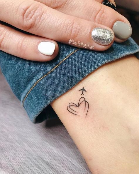 Heart Shape Tattoo, Small Tattoos Ideas For Women, Tattoo Airplane, Collarbone Tattoos, A Small Tattoo, Small Tattoos Ideas, Wrist Tattoo Cover Up, Cute Simple Tattoos, Airplane Tattoos