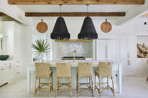 An interior designer found a rare treasure in Rosemary Beach and transformed it to fit her family. Step inside Ashley Gilbreath’s beautiful Honey Dew beach house. Rosemary Beach Homes, Ashley Gilbreath Interiors, Ashley Gilbreath, Beautiful Beach Houses, Farmhouse Renovation, Beach Interior, Cle Tile, Beach Kitchens, Rosemary Beach