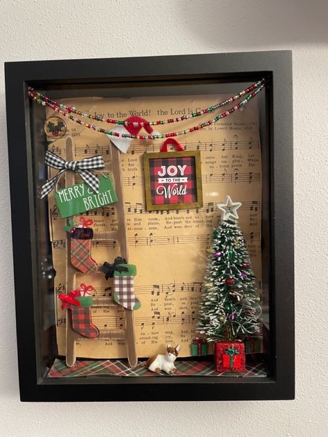 Wooden Shadow Boxes Ideas, Miniature Shadow Box Ideas, Picture Box Ideas, Christmas Shadow Box Ideas, Christmas Shadowboxes, Diy Christmas Shadow Box, Sheet Music Christmas, Sheet Music Crafts, Christmas Diorama